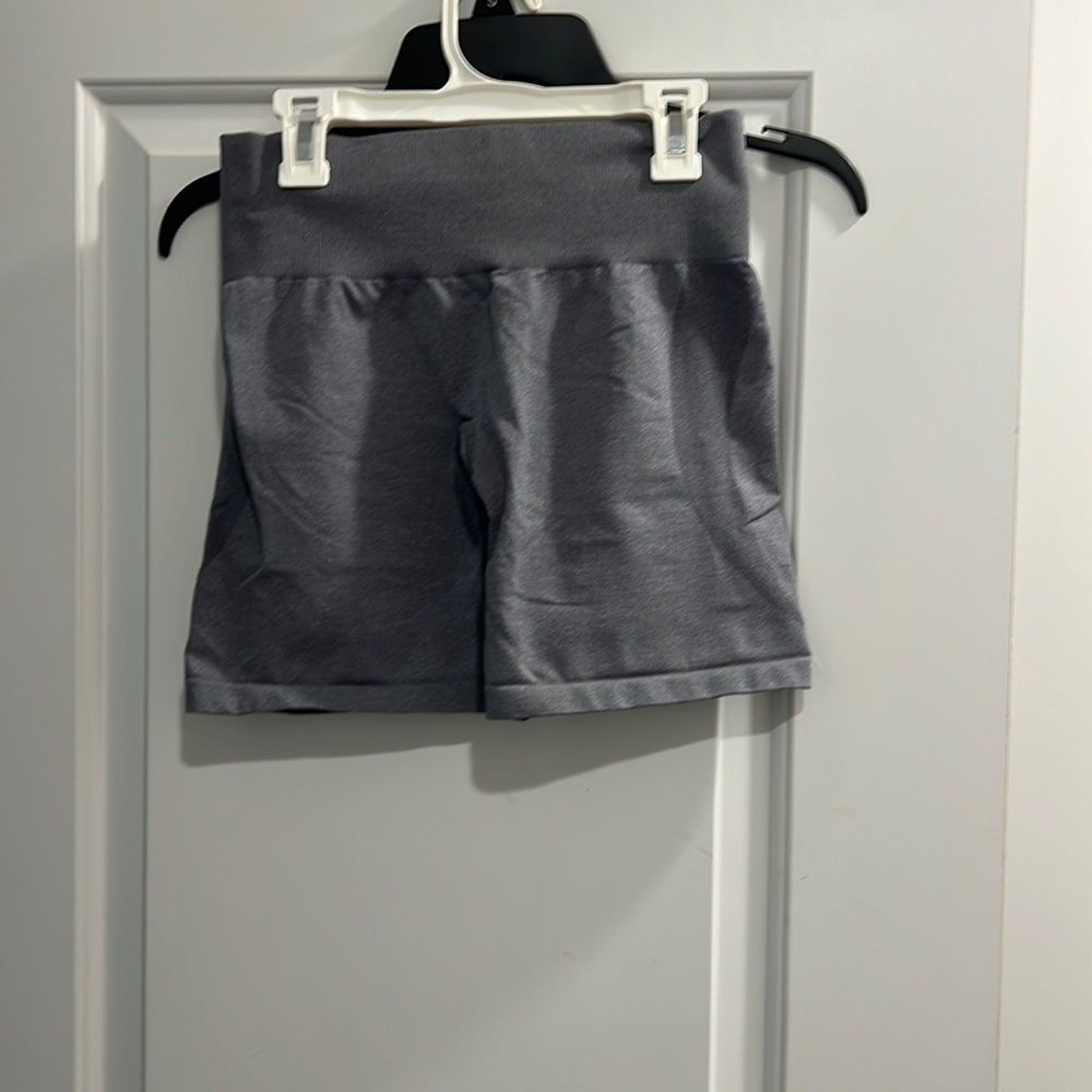 NVGTN Contour Workout Shorts